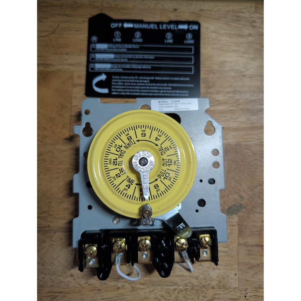 Intermatic 24-Hour 208-277V Mechanical Time Switch | T104M